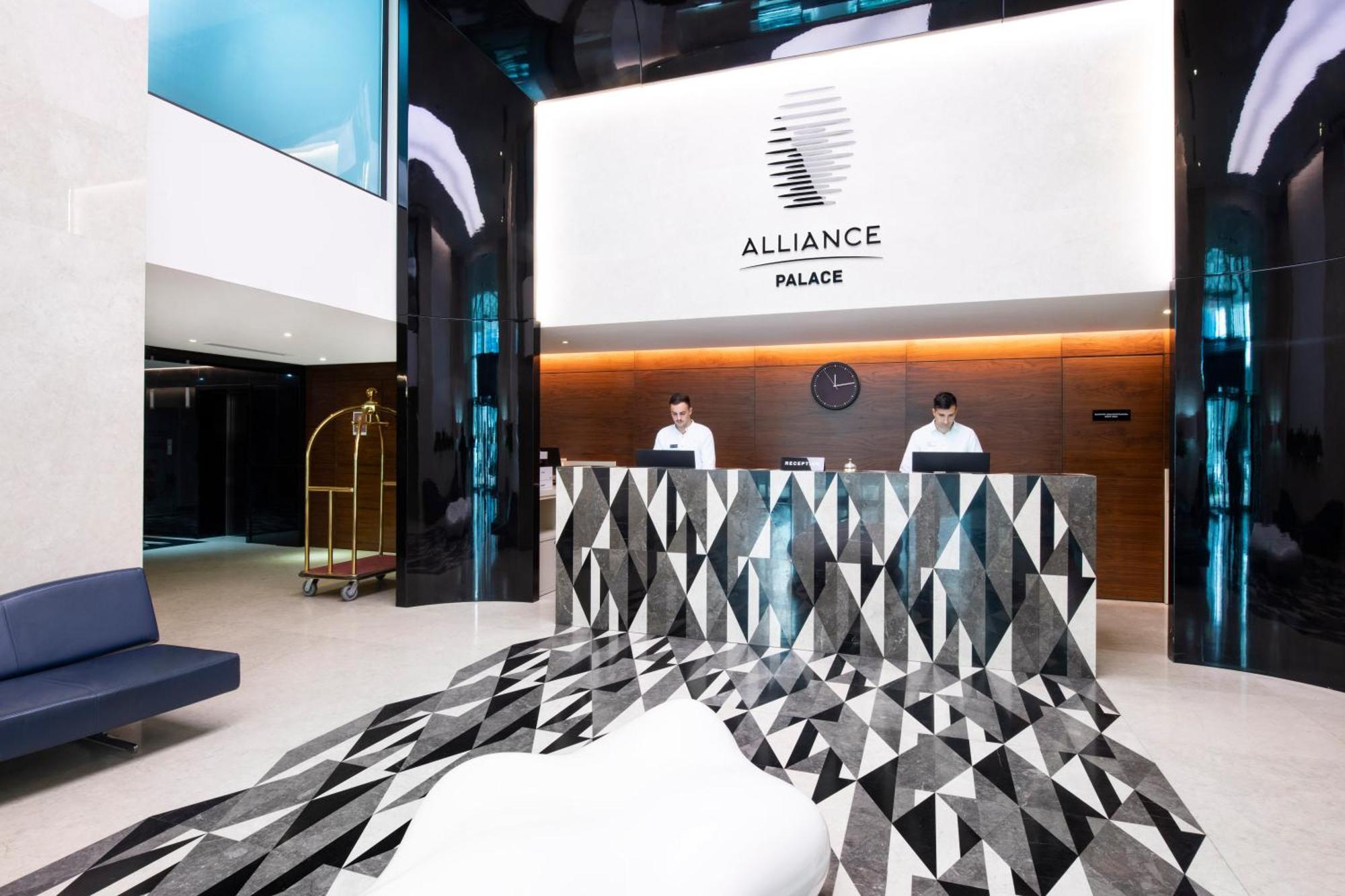 Комплекс Alliance Palace Батуми Экстерьер фото Alliance Palace
